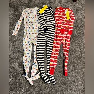 NWT - old navy 5T pajama lot